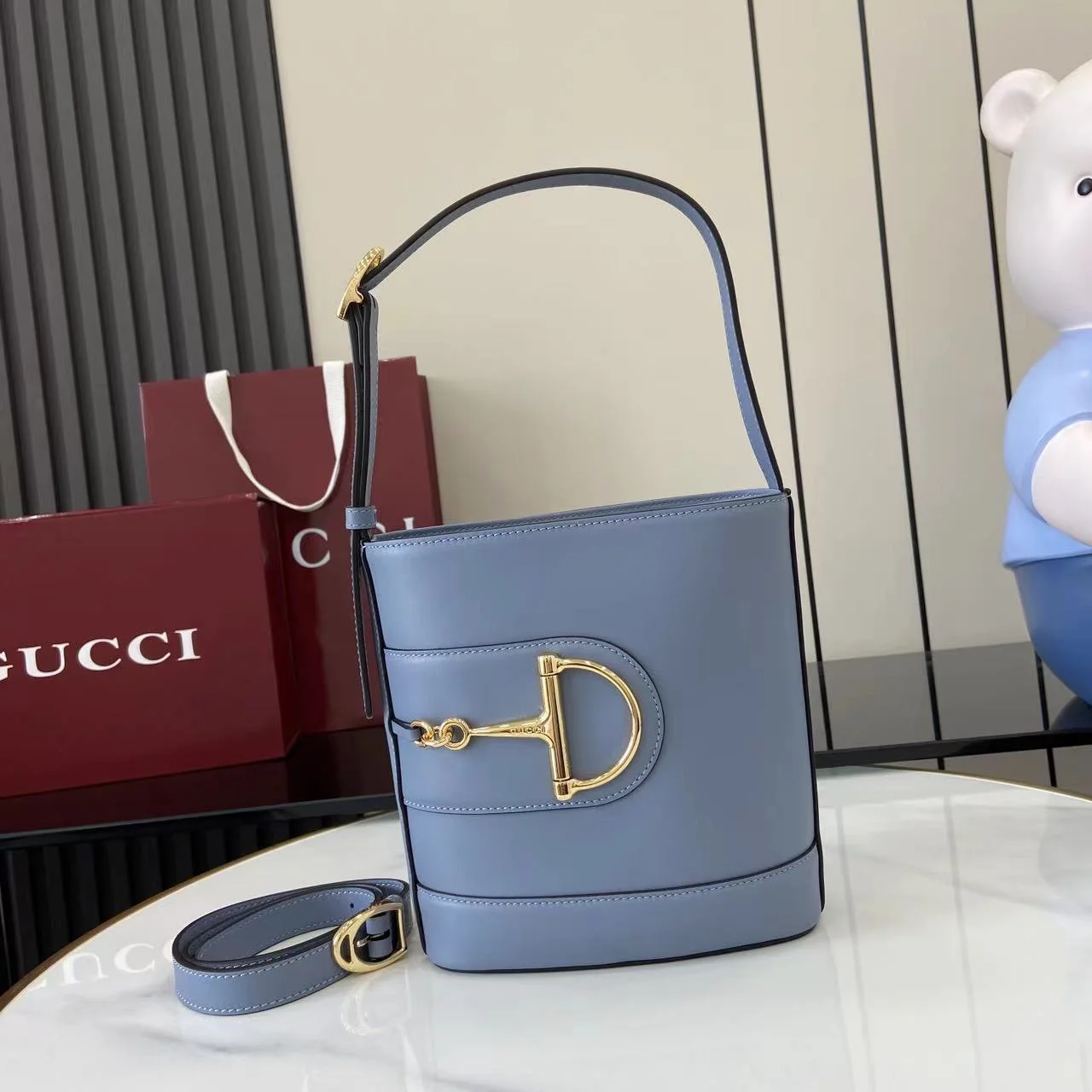 1-1554 UbestLuxury Gucci Gucci 73 Shoulder Bag 20cm main product photo SKU GU25494