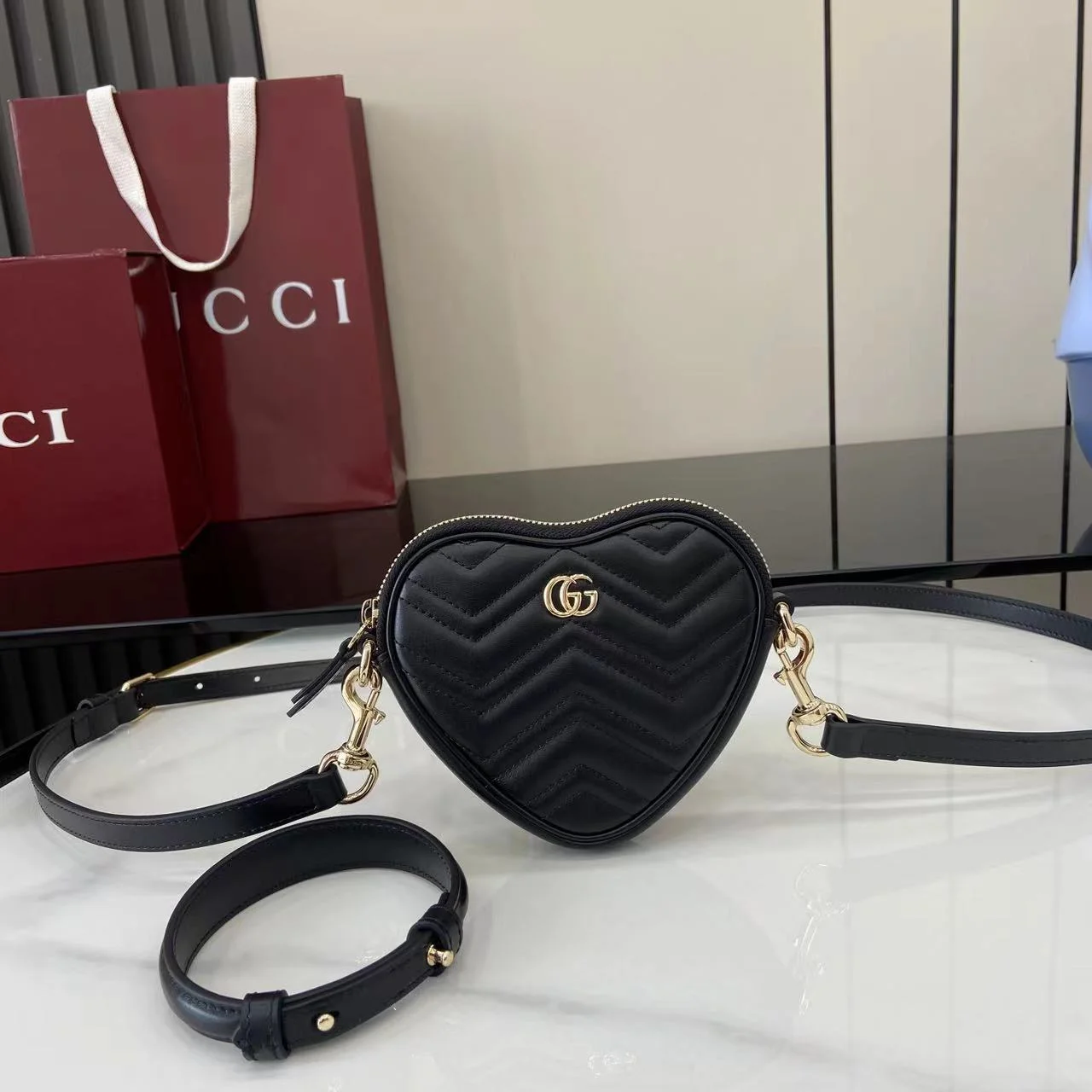 1-1589 UbestLuxury Gucci GG Marmont Handbag 13.5cm main product photo SKU GU25512