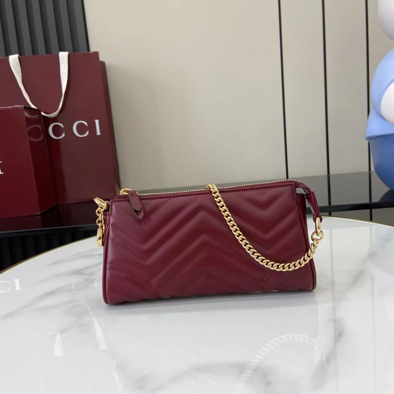 1-1590 UbestLuxury Gucci GG Marmont Shoulder Bag main product photo SKU GU25513