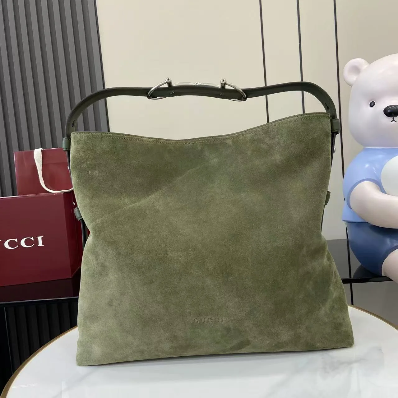 1-1679 UbestLuxury Gucci Gucci Beatrix Handbag main product photo SKU GU25552