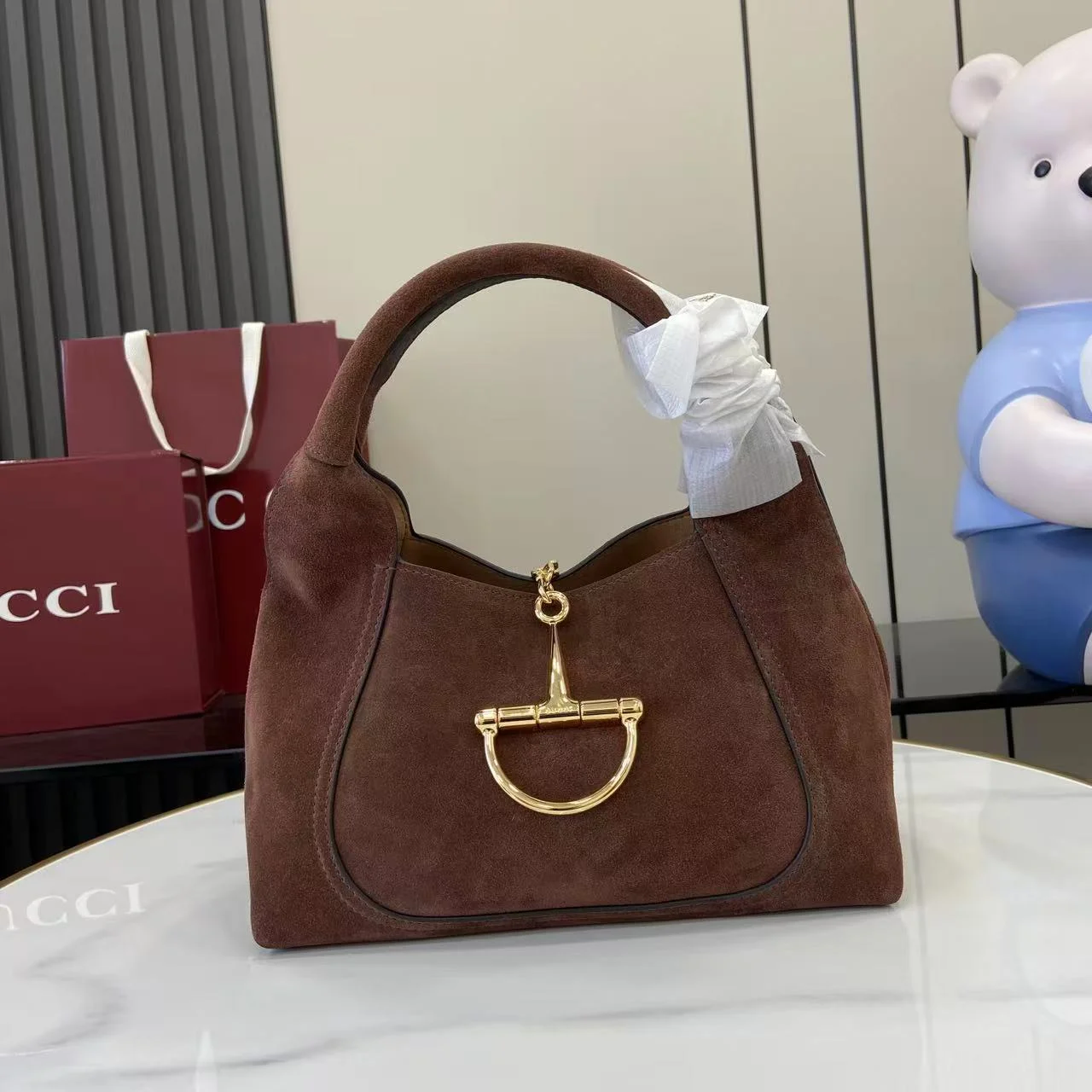 1-1772 UbestLuxury Gucci Gucci Softbit Shoulder Bag 27.5cm main product photo SKU GU25599