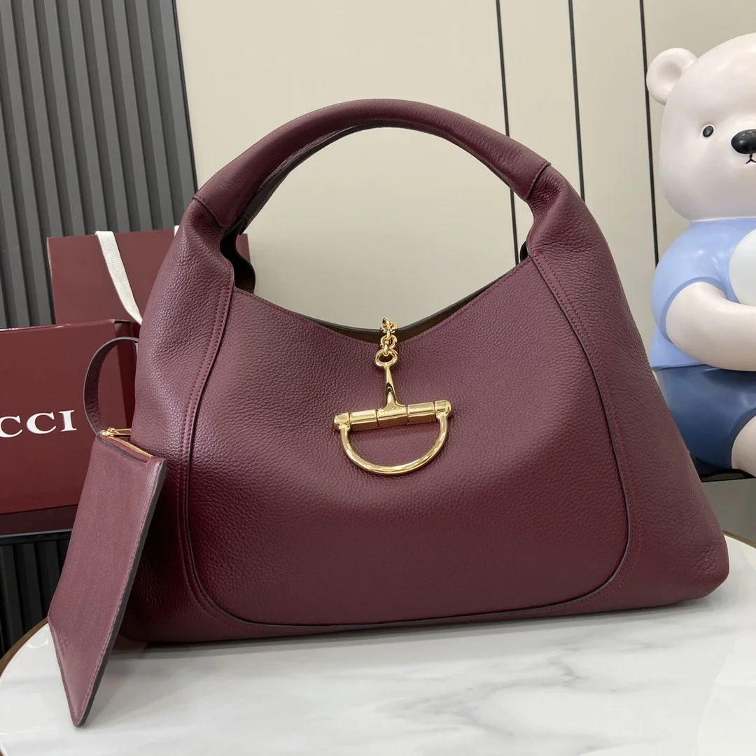 1-1793 UbestLuxury Gucci Gucci Softbit Shoulder Bag 46cm main product photo SKU GU25613