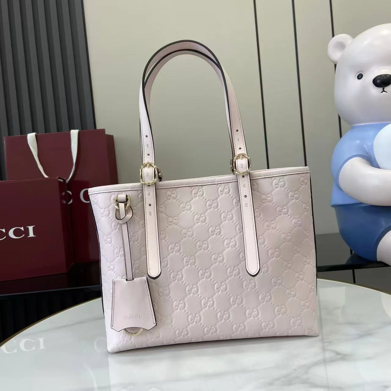 1-1845 UbestLuxury Gucci GG Emblem Tote Bag 25cm main product photo SKU GU25648