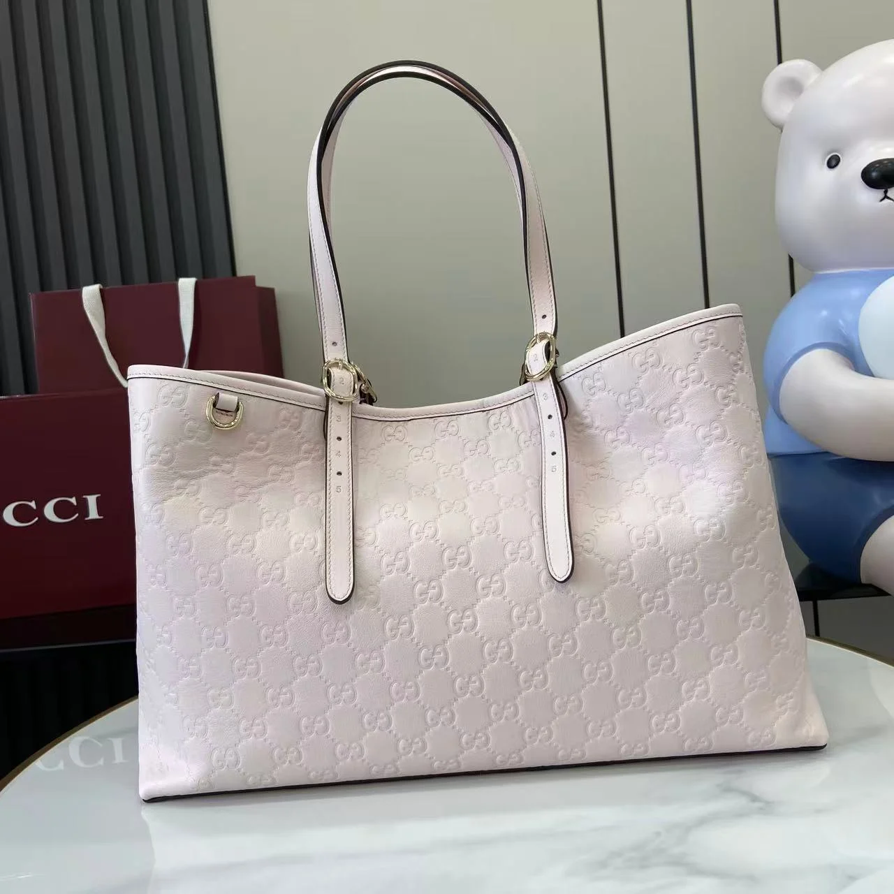 1-1847 UbestLuxury Gucci GG Emblem Tote Bag 38cm main product photo SKU GU25650