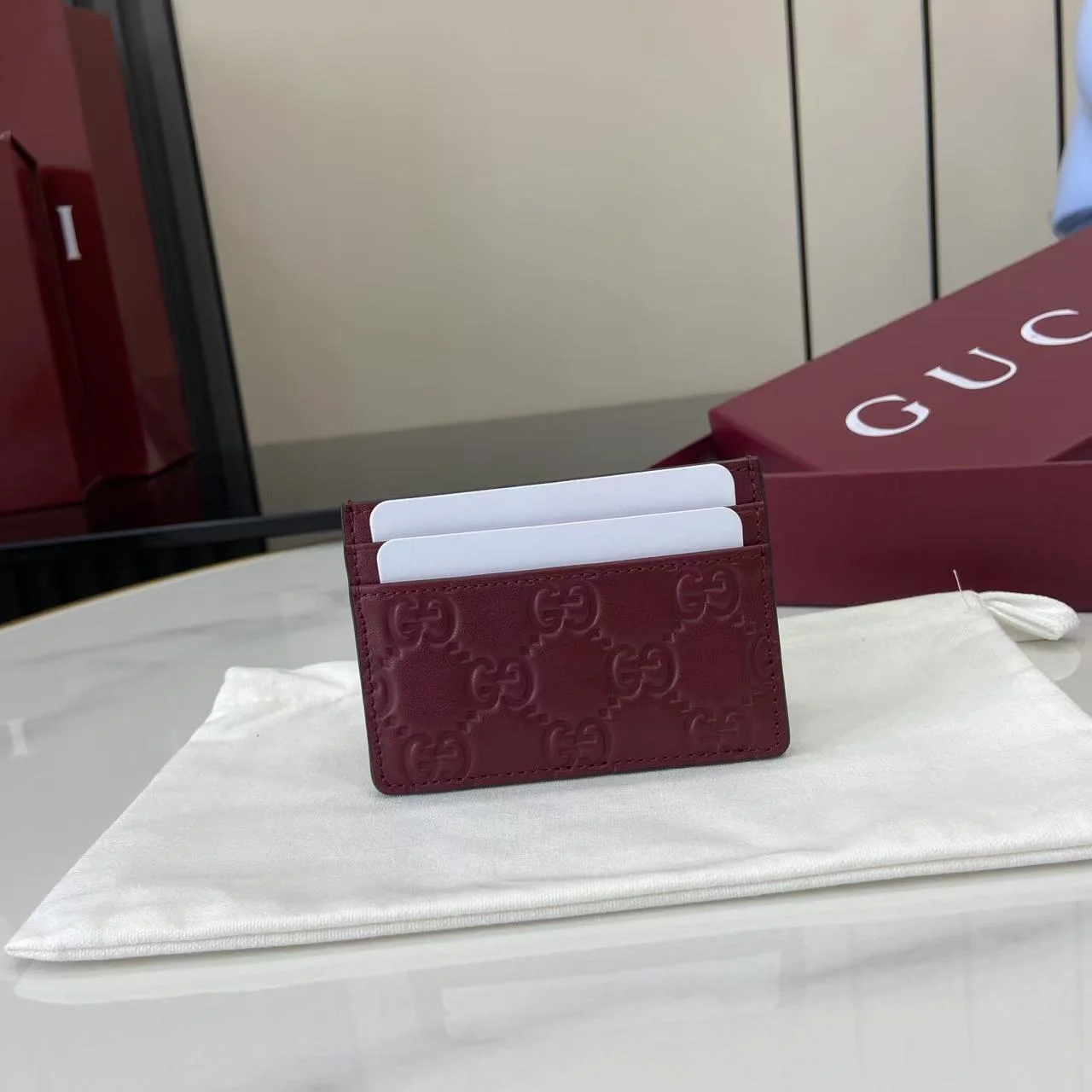 1-1855 UbestLuxury Gucci GG Emblem Card Case main product photo SKU GU25656