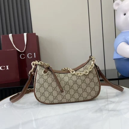 UbestLuxury Gucci GG Emblem Handbag 24cm main product photo SKU GU25665