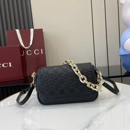 UbestLuxury Gucci GG Emblem Handbag 20.5cm main product photo SKU GU25669