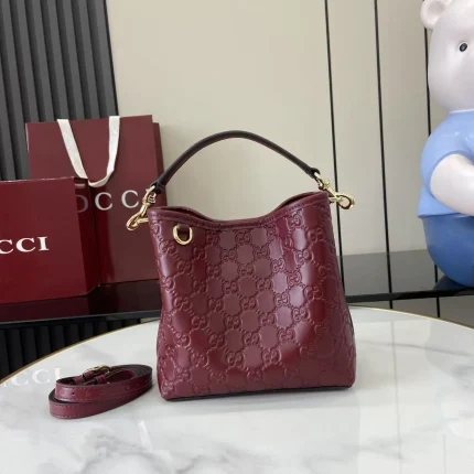 UbestLuxury Gucci GG Emblem Bucket Bag 19cm main product photo SKU GU25681