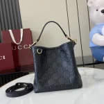 UbestLuxury Gucci GG Emblem Bucket Bag 19cm main product photo SKU GU25682