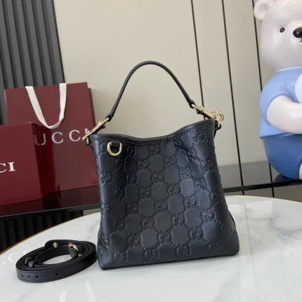 UbestLuxury Gucci GG Emblem Bucket Bag 19cm main product photo SKU GU25682