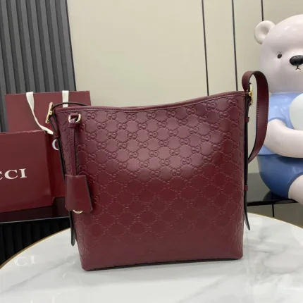 UbestLuxury Gucci GG Emblem Shoulder Bag main product photo SKU GU25684