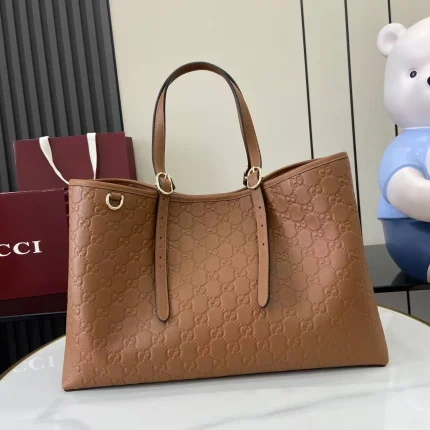 UbestLuxury Gucci GG Emblem Tote Bag main product photo SKU GU25696