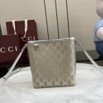 UbestLuxury Gucci GG Emblem Mini Bucket Bag main product photo SKU GU25704