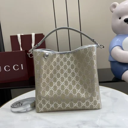 UbestLuxury Gucci GG Emblem Shoulder Bag 25cm main product photo SKU GU25706