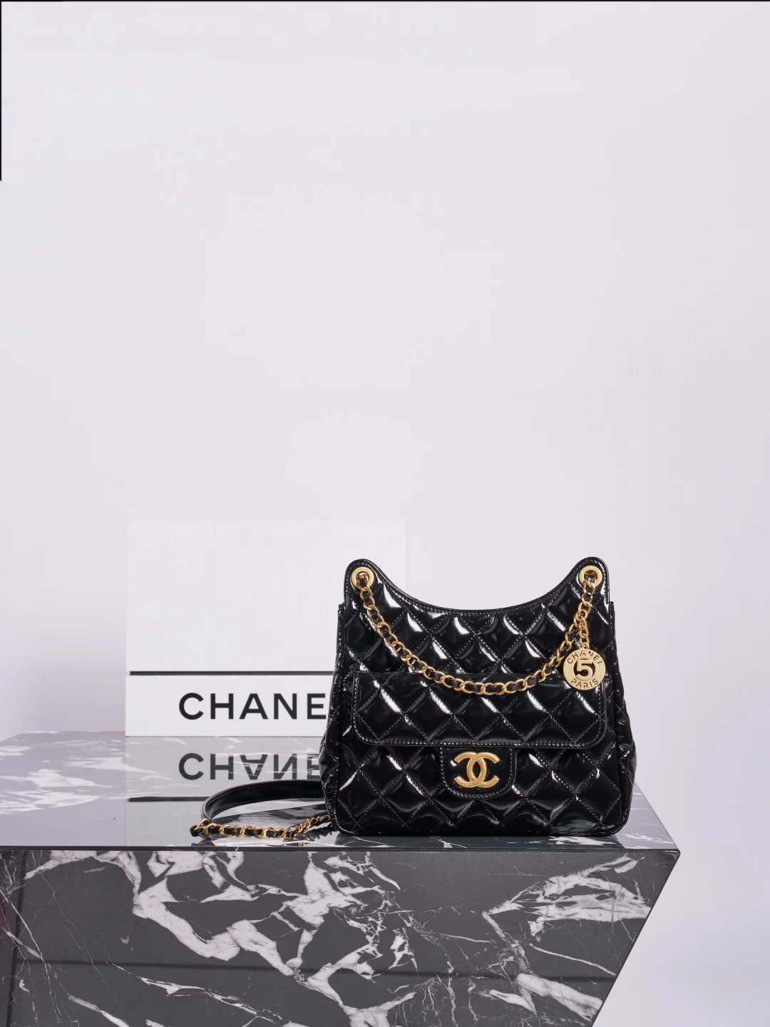 1-202 UbestLuxury Chanel Chanel hobo Handbag 22.5cm main product photo SKU CH30732
