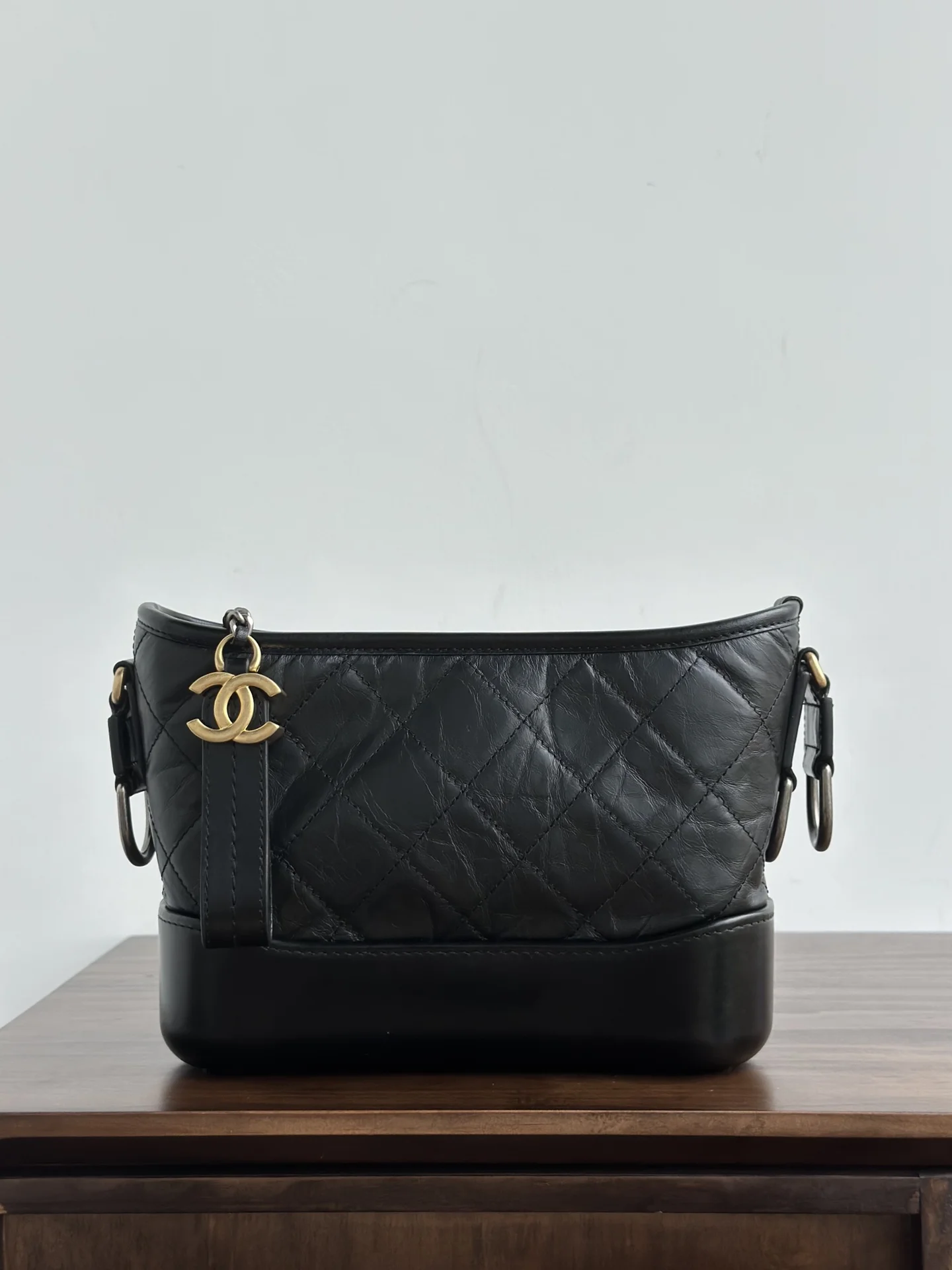 1-215 UbestLuxury Chanel Chanel Gabrielle Handbag 20cm main product photo SKU CH30743
