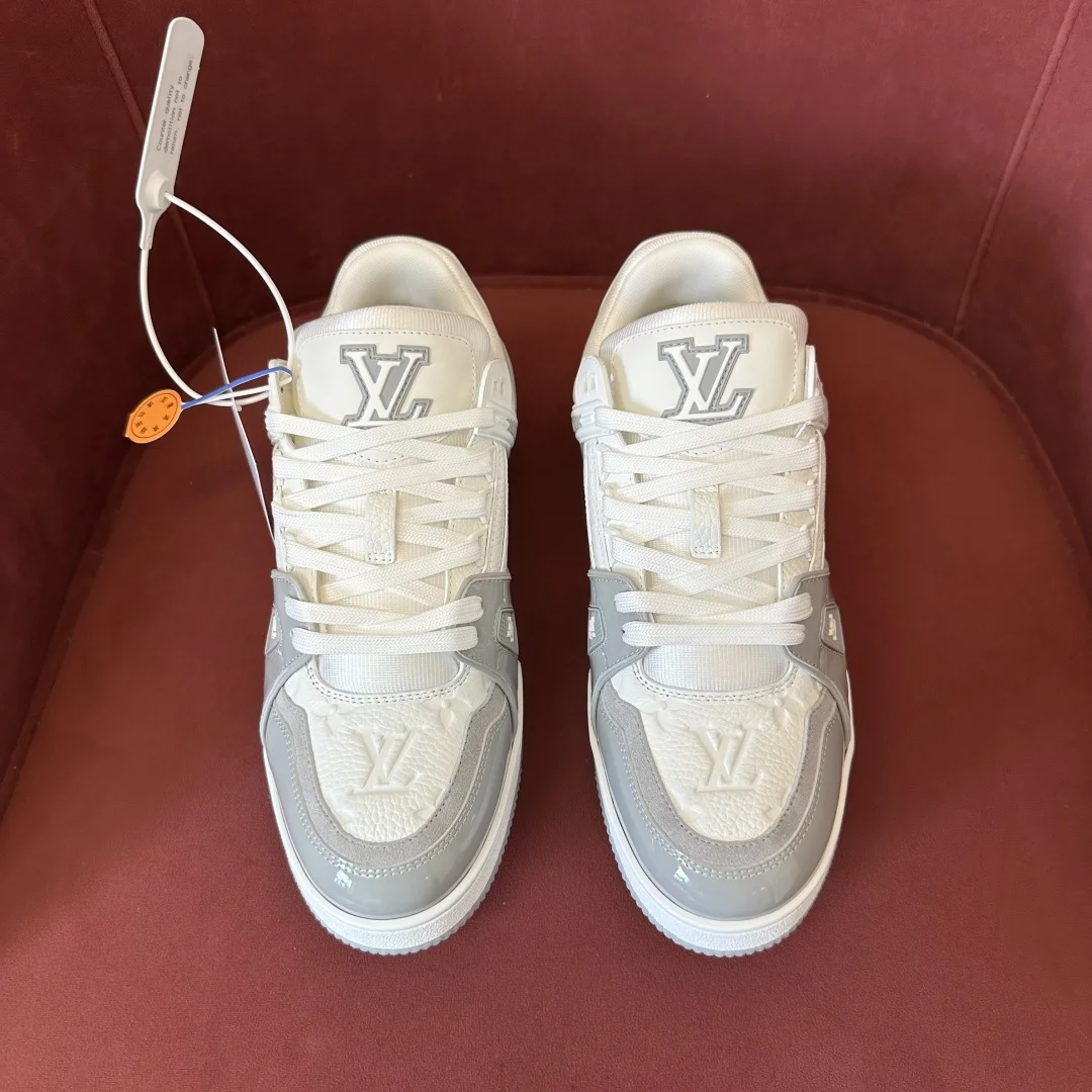 1-2583 UbestLuxury Louis Vuitton Louis Vuitton LV Trainer Sneakers main product photo SKU PP-0289