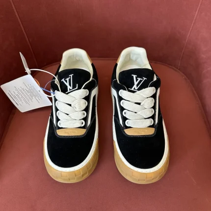 UbestLuxury Louis Vuitton Louis Vuitton Tilted Sneakers main product photo SKU PP-0293