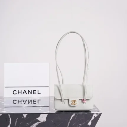 UbestLuxury Chanel Chanel 26P Preppy Coco Flap Bag 17cm Light Green main product photo SKU CH30797