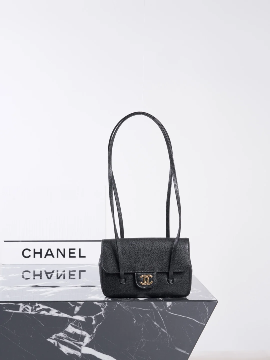 1-320 UbestLuxury Chanel Chanel 26P Handbag 17cm main product photo SKU CH30799