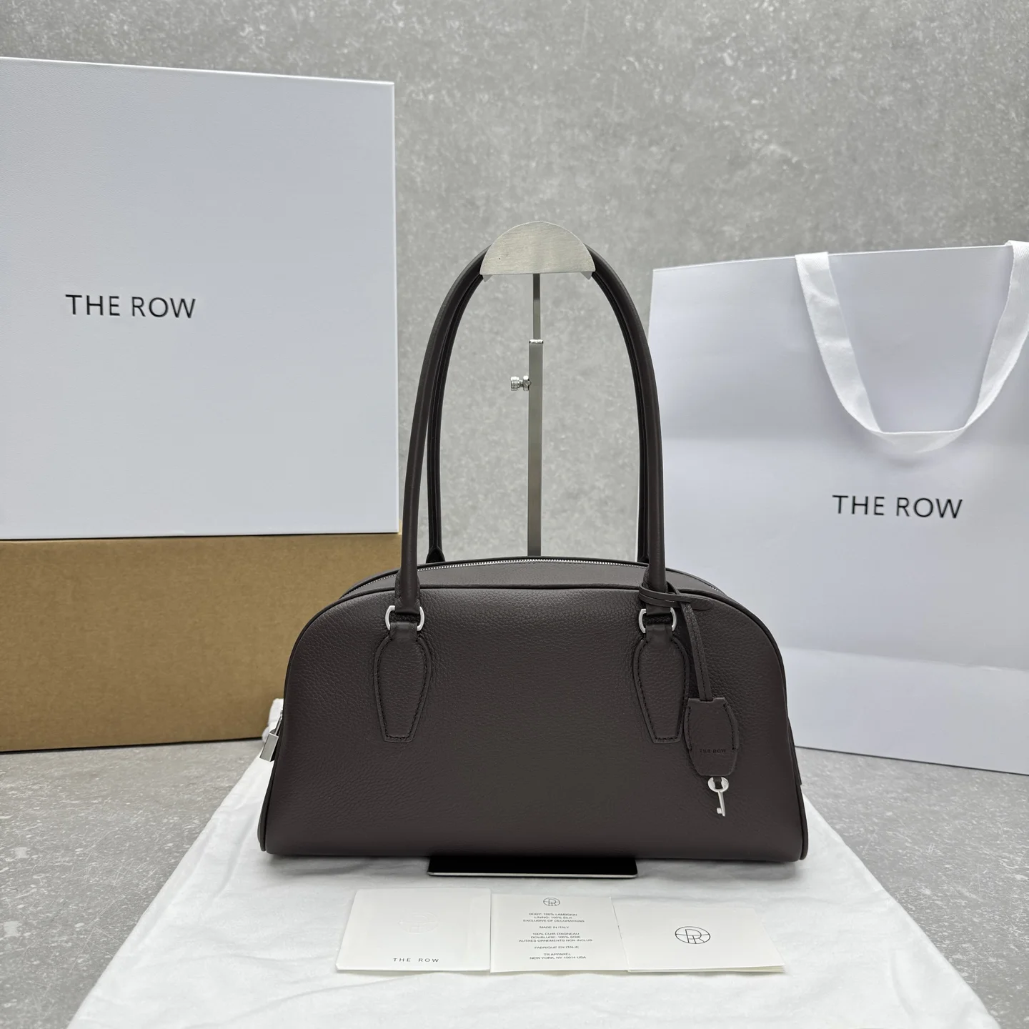 1-3225 The Row EW India Long Handle Bowling Bag - Image 1