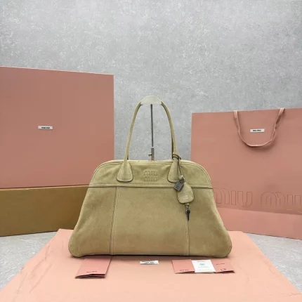 Miu Miu collection image