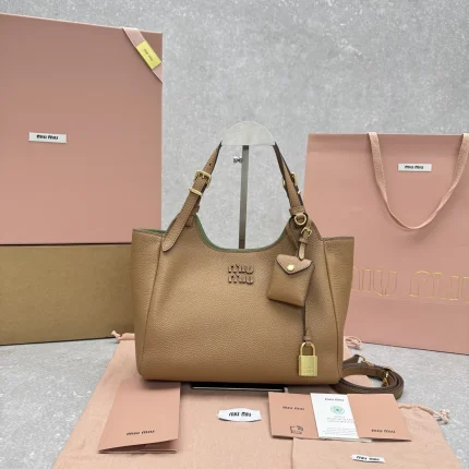 Miu Miu collection image