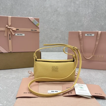 Miu Miu collection image