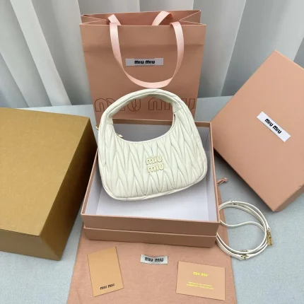Miu Miu collection image