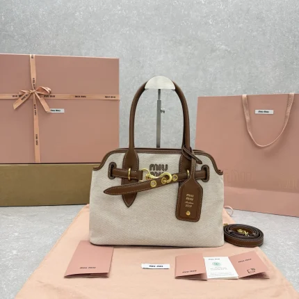 Miu Miu collection image