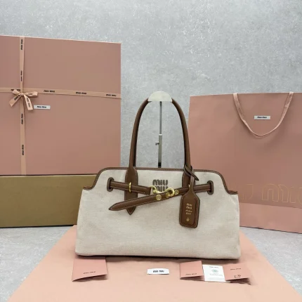 Miu Miu collection image