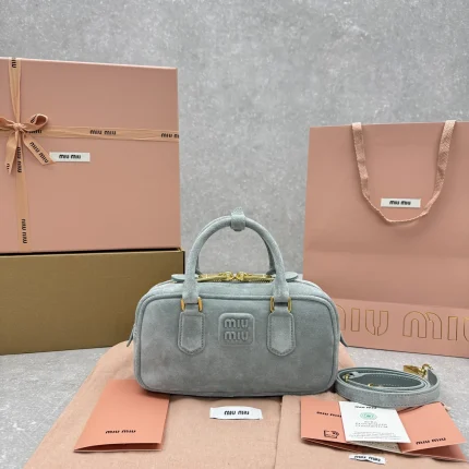 Miu Miu collection image