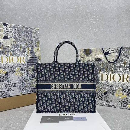 Louis Vuitton collection image