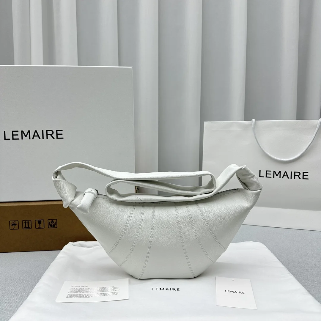 1-3590 Lemair Shoulder Bag - Image 1
