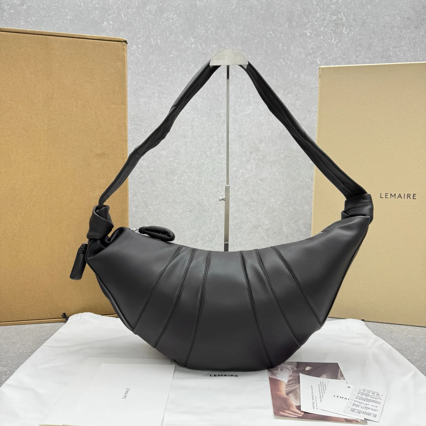 1-3601 Lemair Shoulder Bag - Image 1
