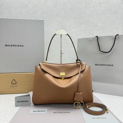 Balenciaga collection image