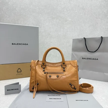 Balenciaga collection image