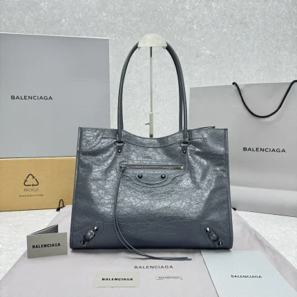 Balenciaga collection image