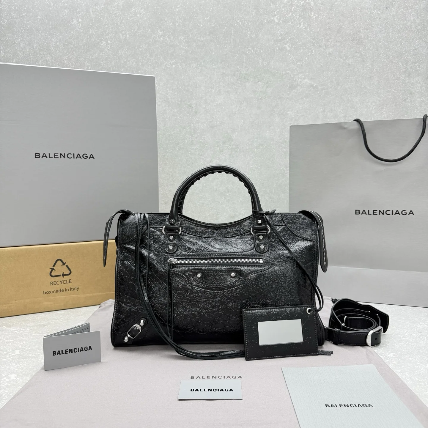1-3771 Balenciaga Shoulder Bag - Image 1