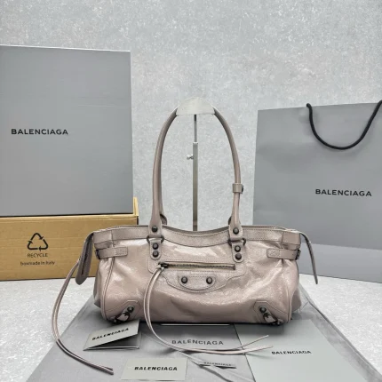 Balenciaga collection image