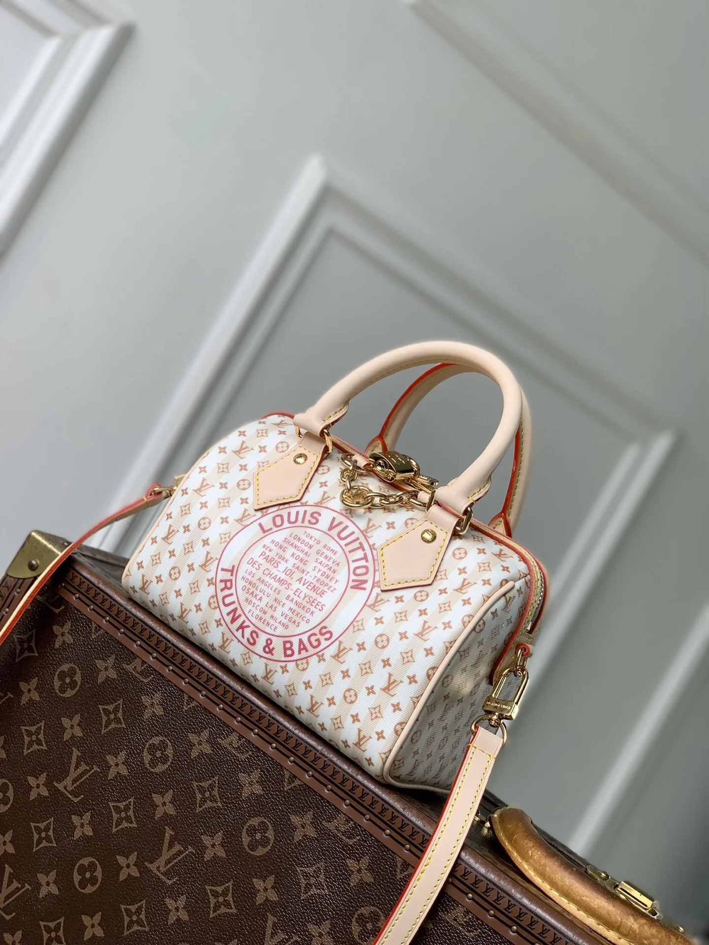 1-3792 LV Stamp Handbag 20.5cm - Image 1