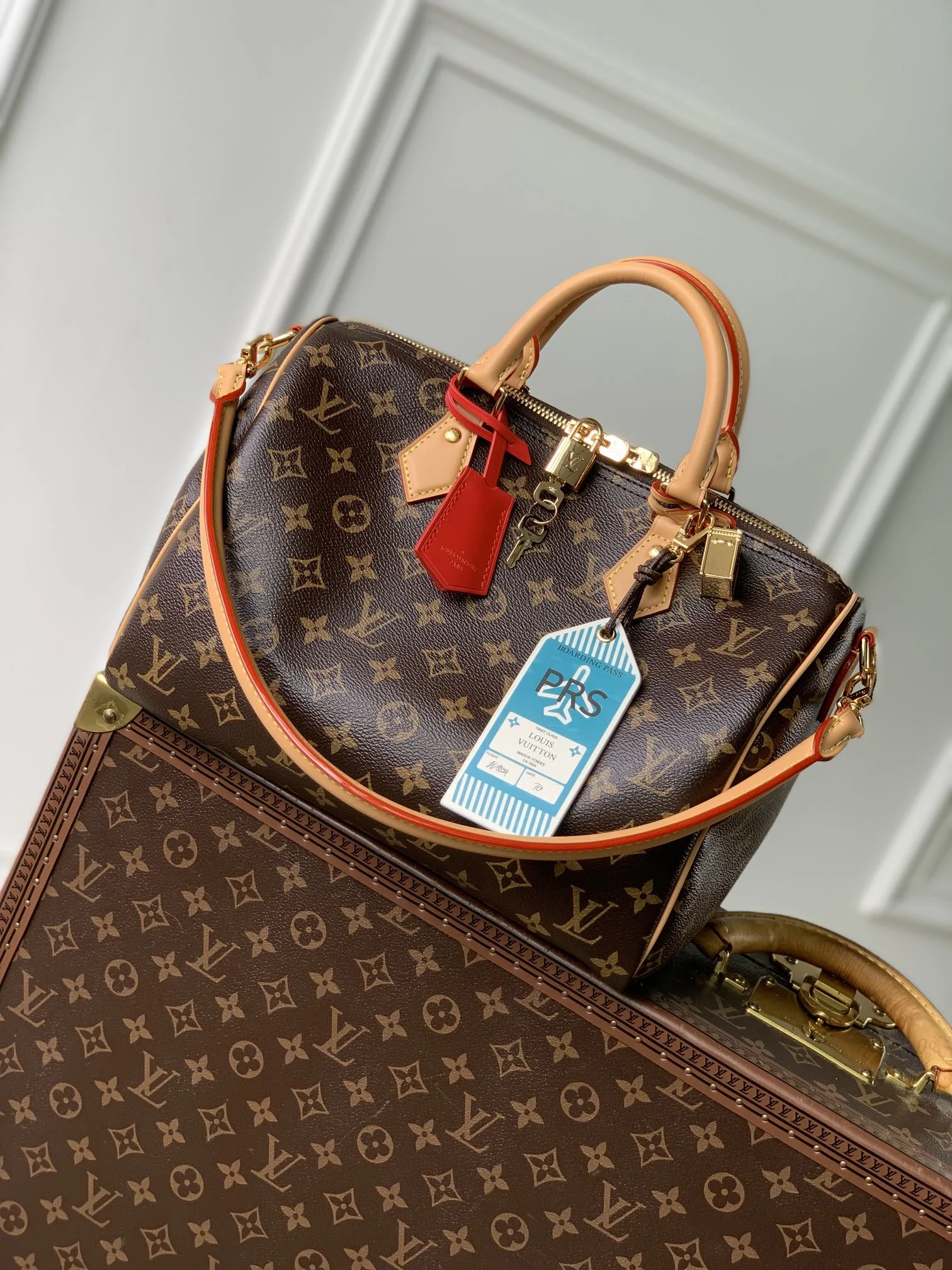 1-3795 Louis Vuitton Speedy Soft 30 Dark Shoulder Bag 30cm - Image 1