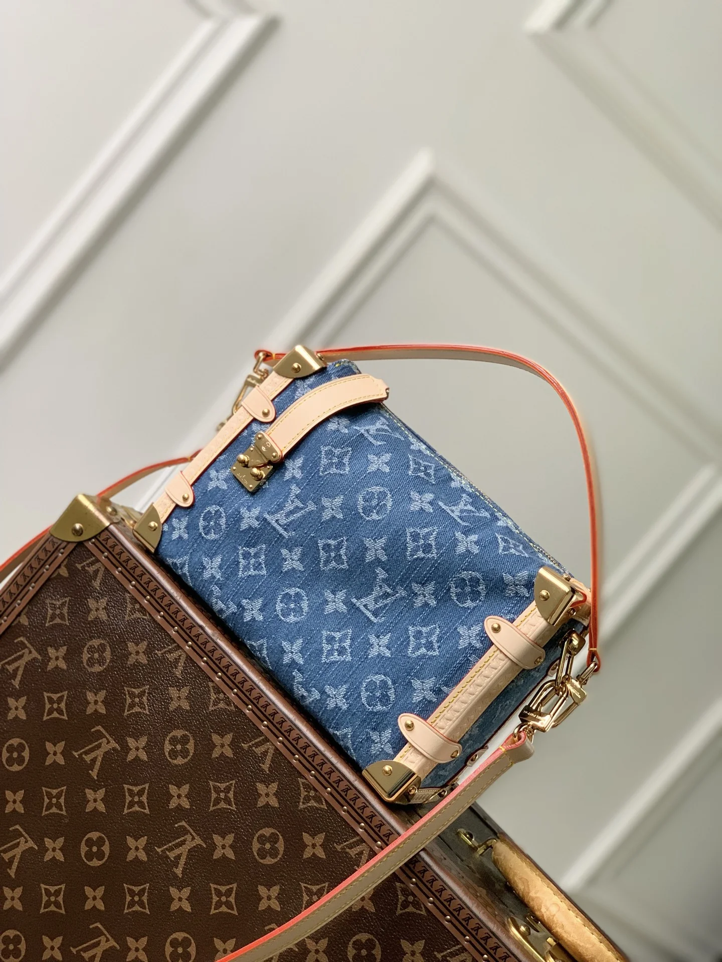 1-3797 Louis Vuitton Side Trunk Medium Denim Rendez-Vous - Image 1