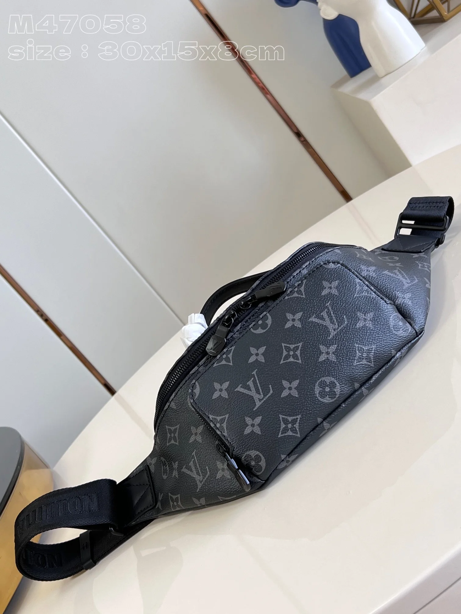 1-3801 M47058 Rush Waist Bag 30cm - Image 1