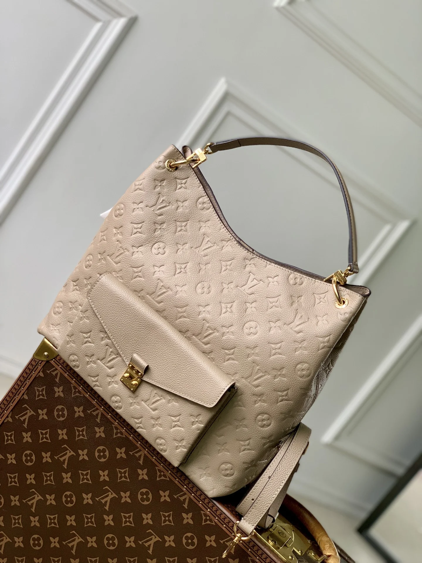1-3813 Hobo Métis Handbag 35cm - Image 1