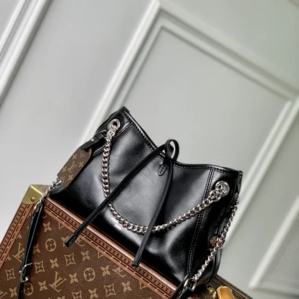 Louis Vuitton collection image