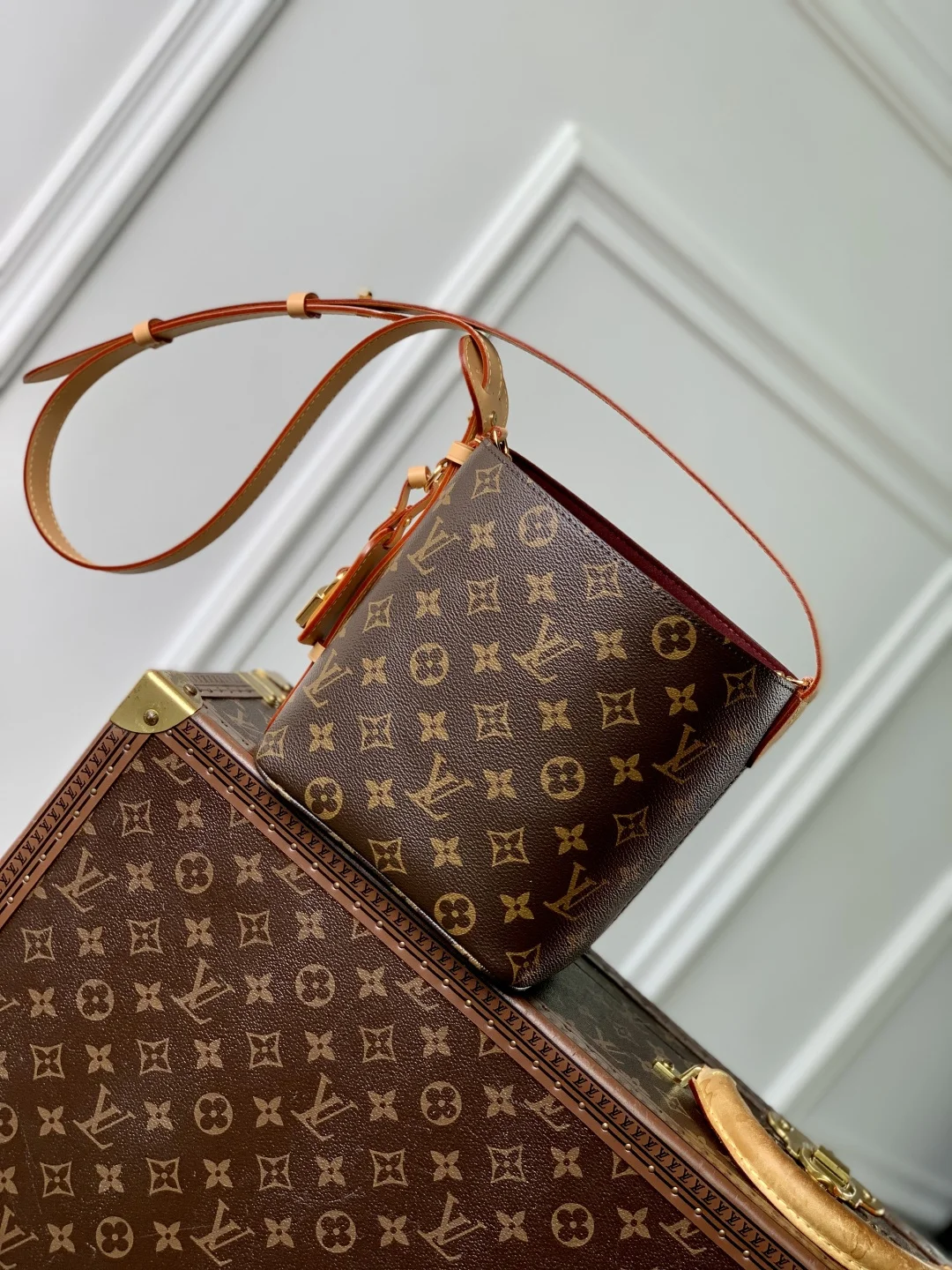1-3835 Louis Vuitton All In BB Handbag 18cm - Image 1