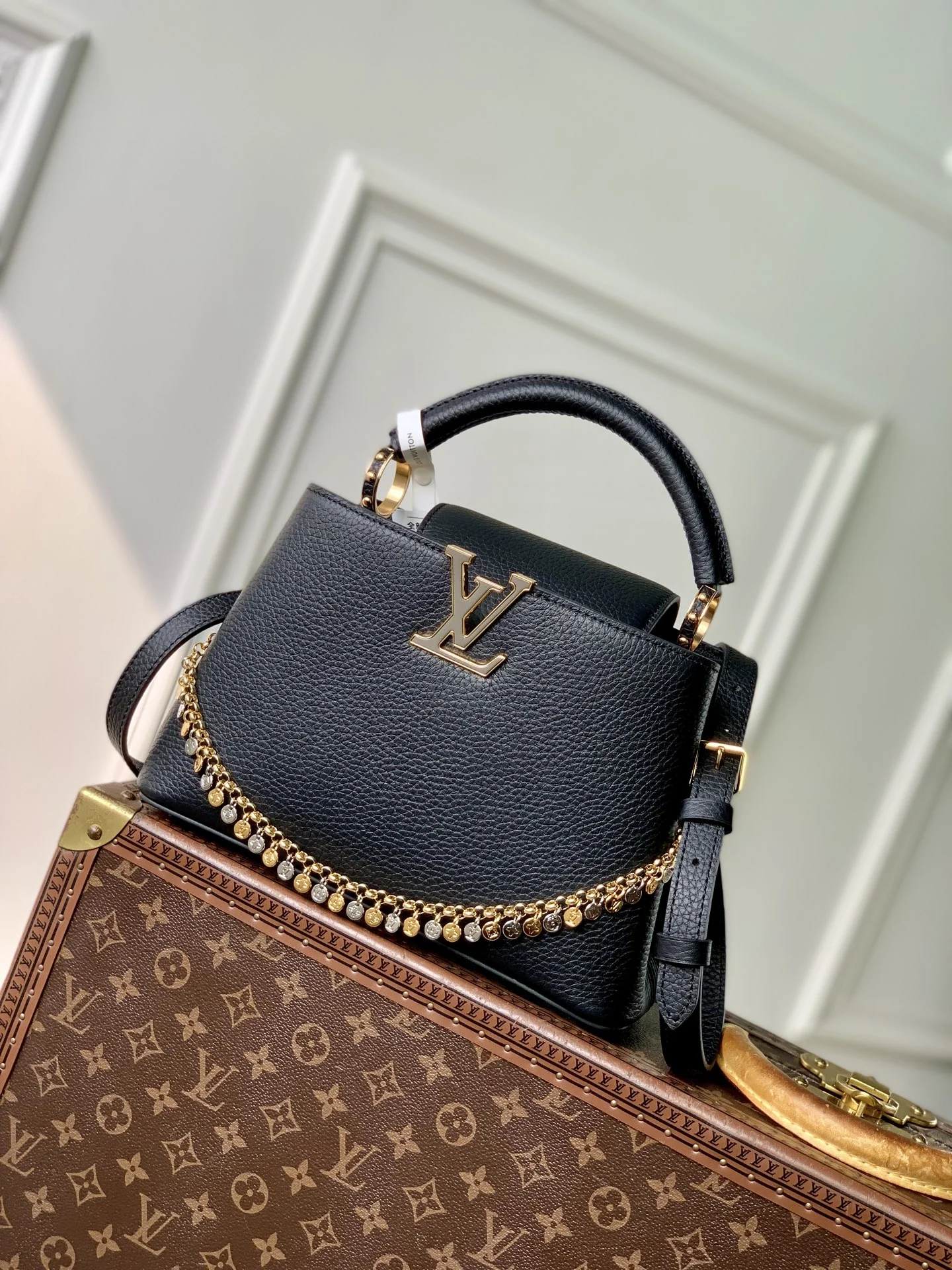 1-3840 LV Confetti Handbag 27cm - Image 1