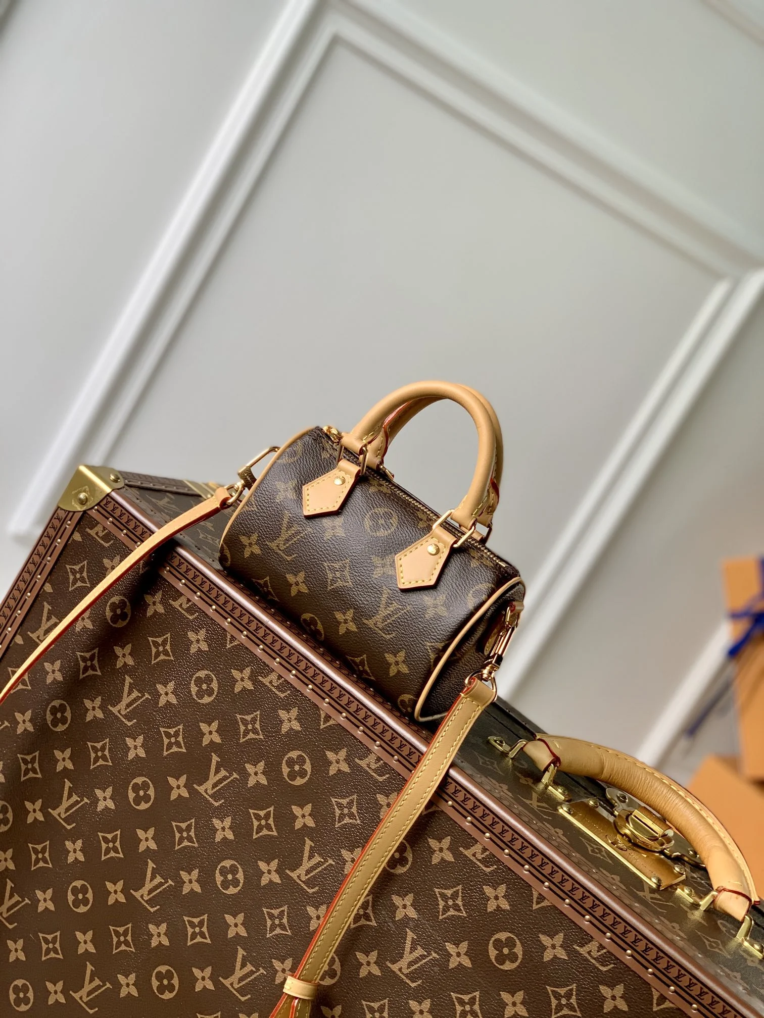 1-3855 Louis Vuitton NANO SPEEDY Handbag 16cm - Image 1