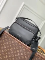 Louis Vuitton Handbag 25cm